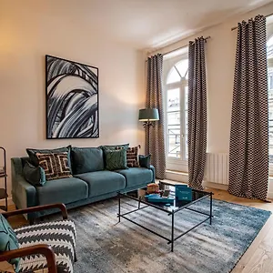 https://sweet-inn-le-marais-turenne.fr-paris.fr